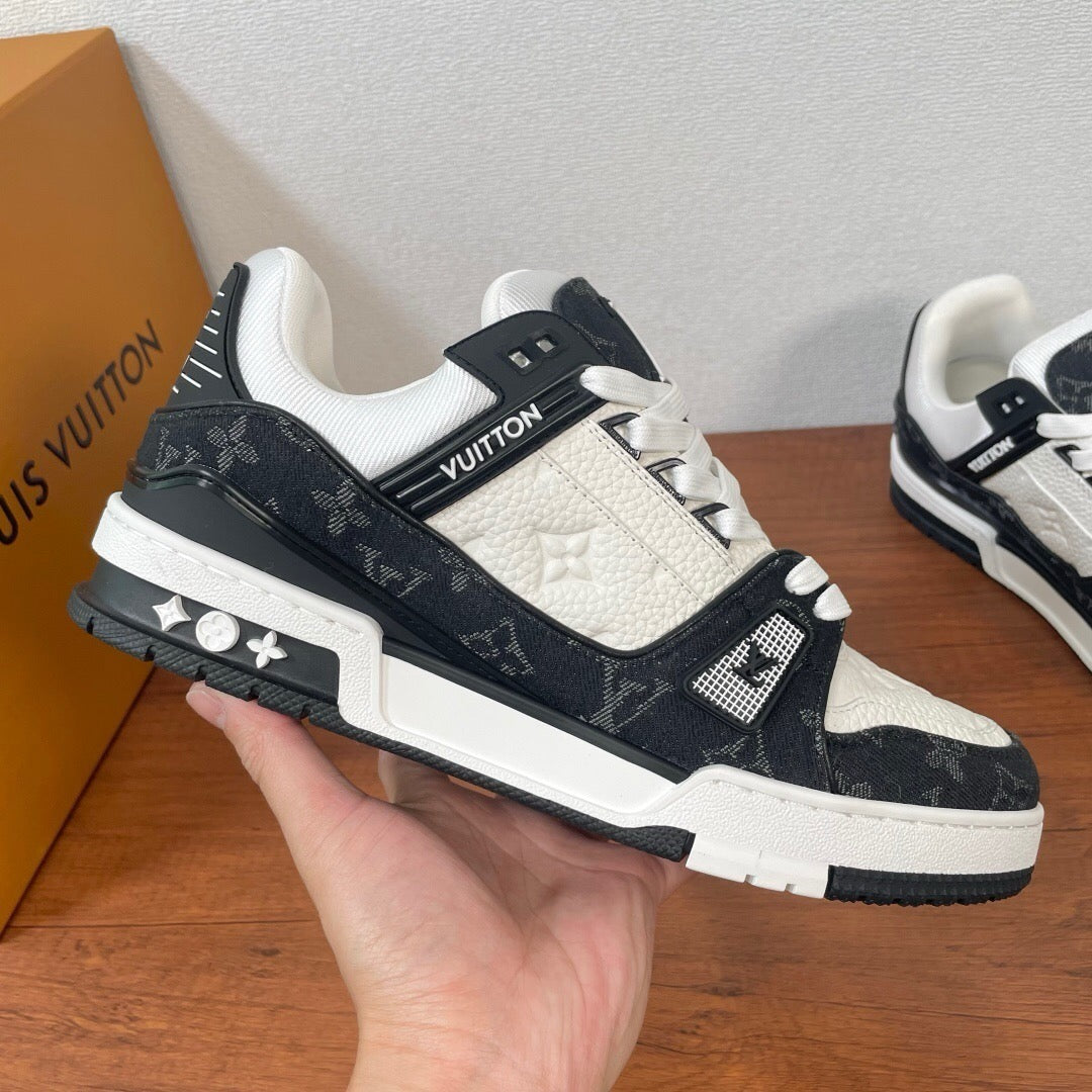 LV Trainer Sneaker