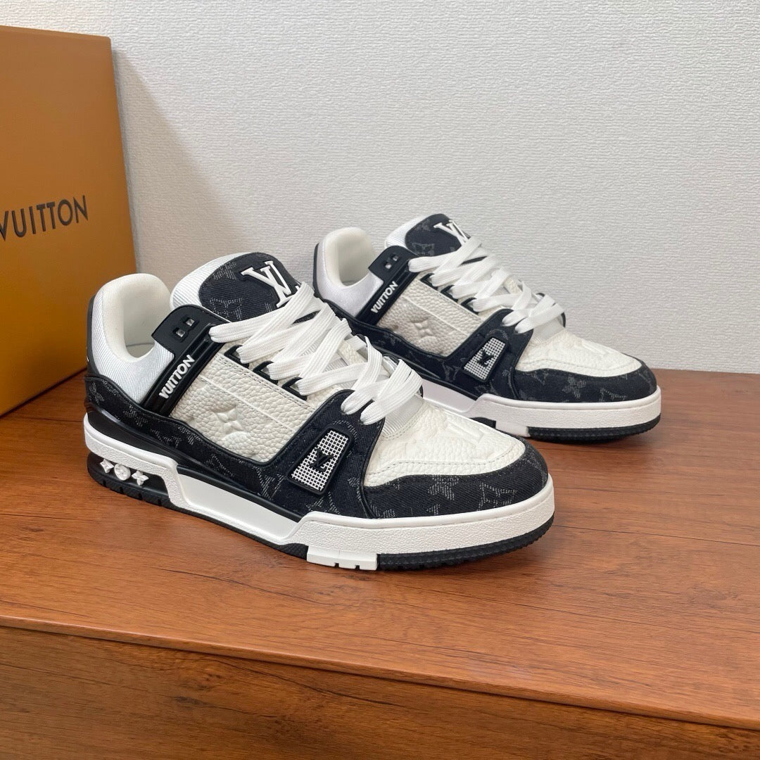 LV Trainer Sneaker