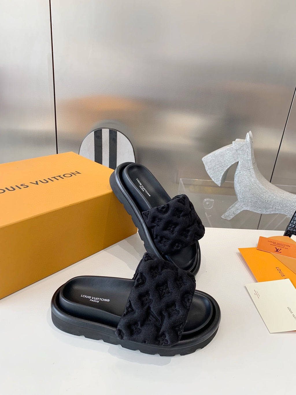 Louis Vuitton Pool Pillow comfort Mules