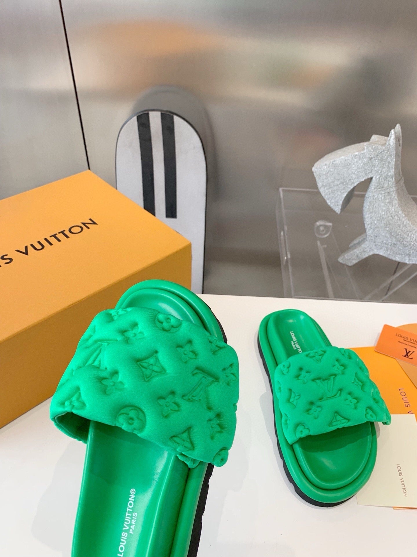 Louis Vuitton Pool Pillow comfort Mules