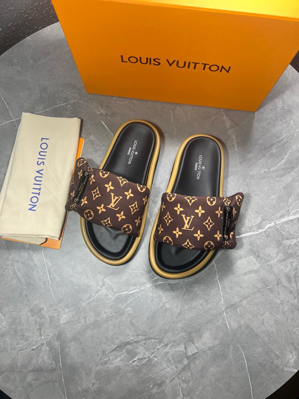 Pool Pillow Flat Comfort Mule