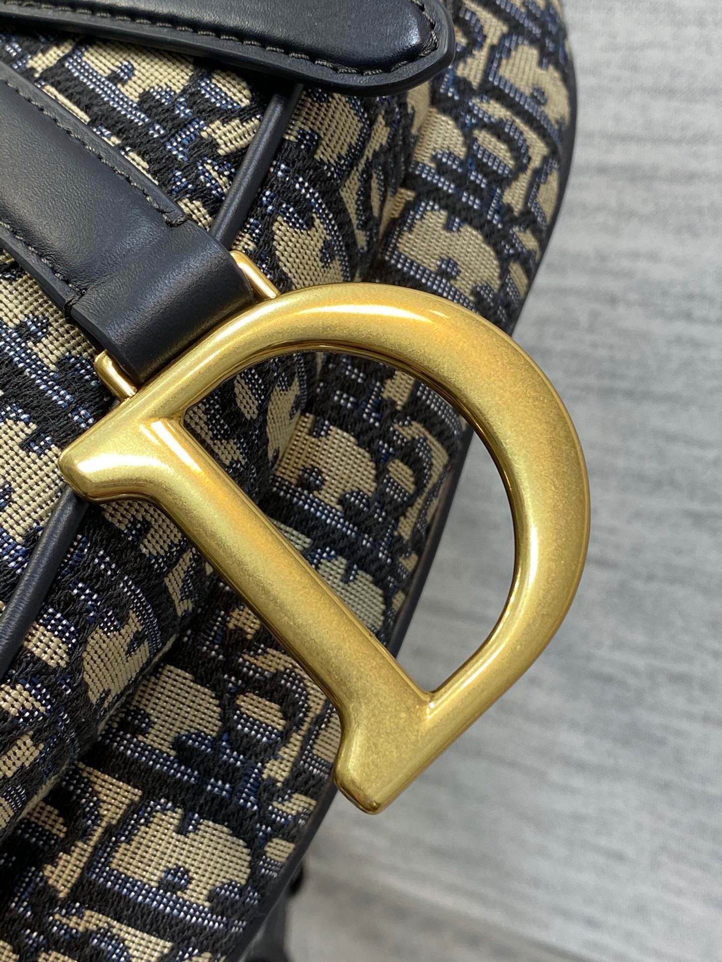 Small Saddle Bag with Strap