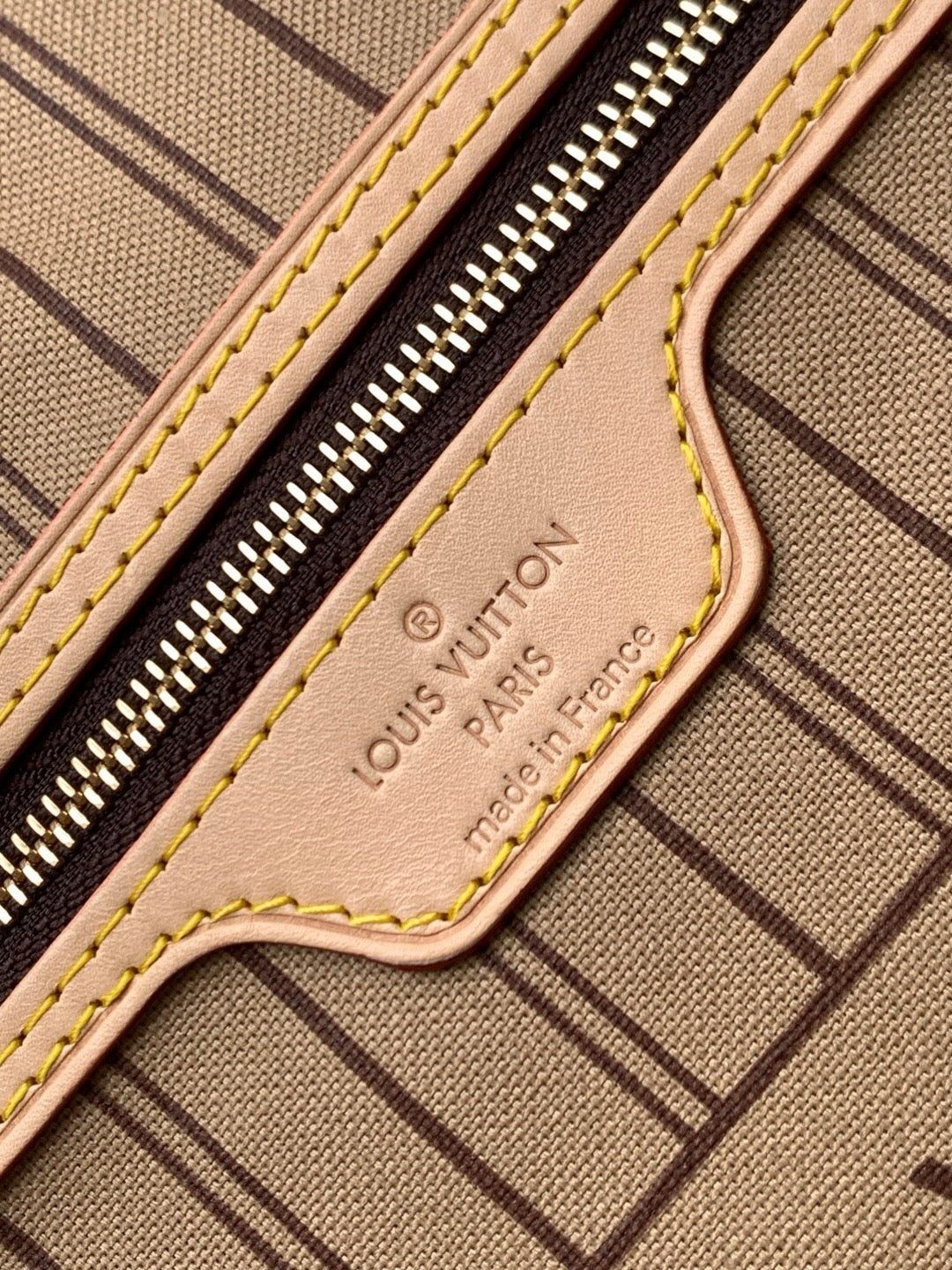 Louis Vuitton Neverfull MM