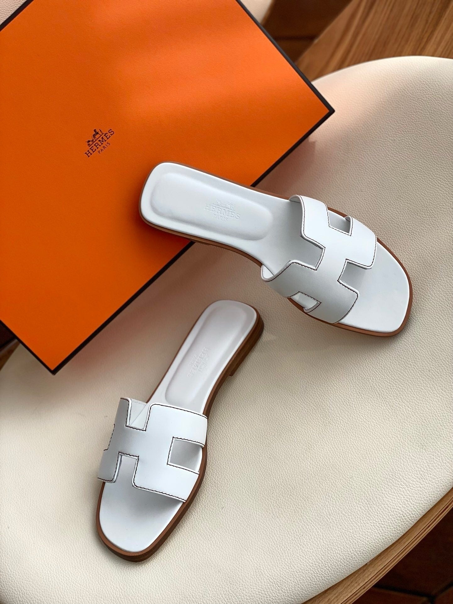 Hermès Oran sandal