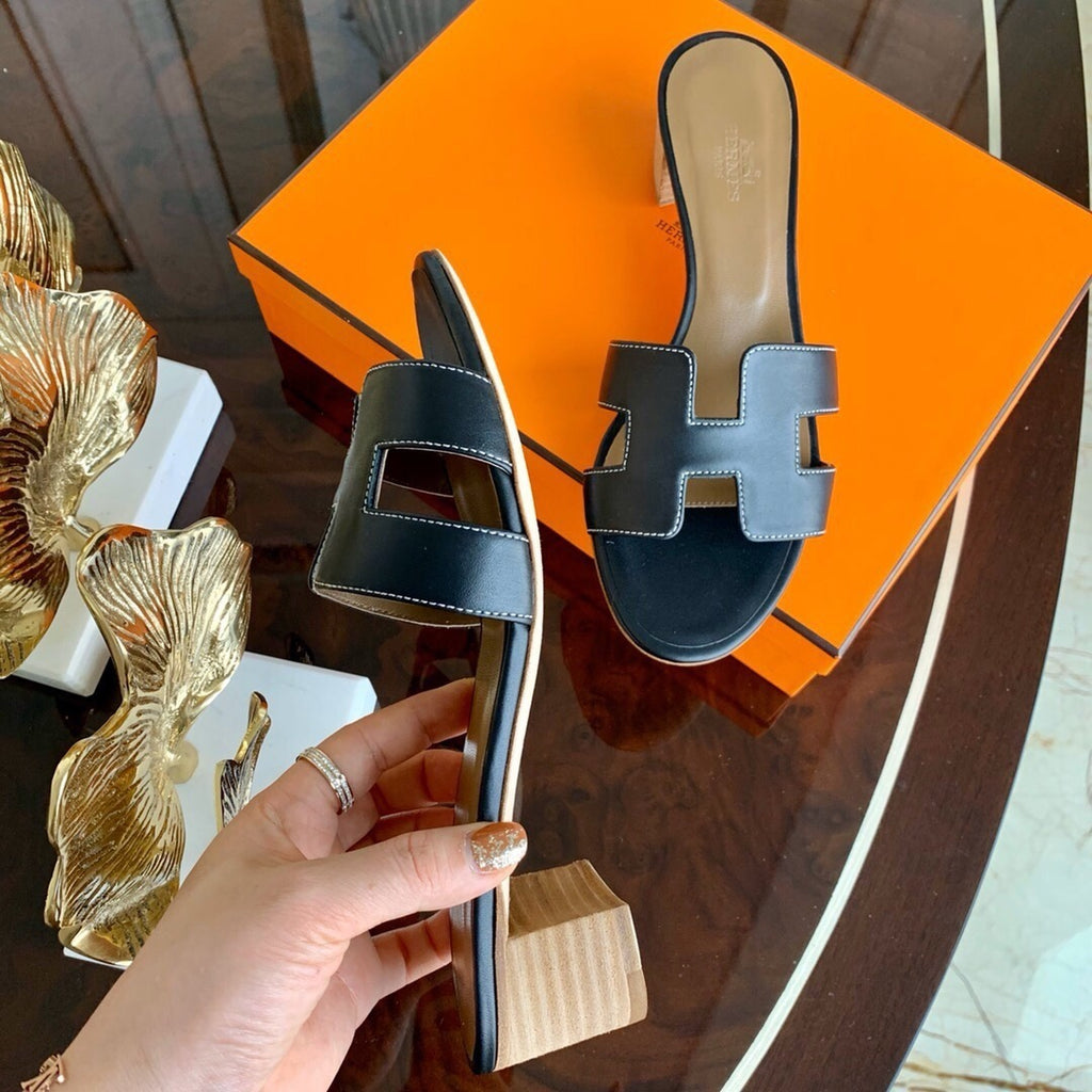 Hermès Oasis sandal