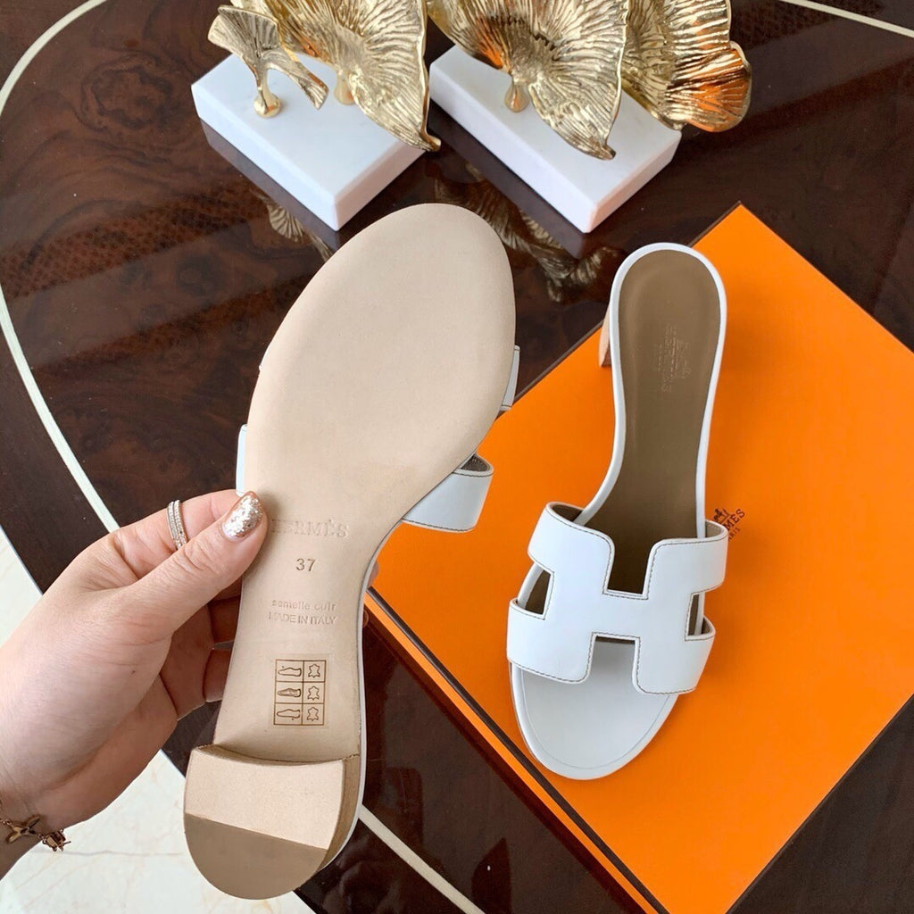 Hermès Oasis sandal