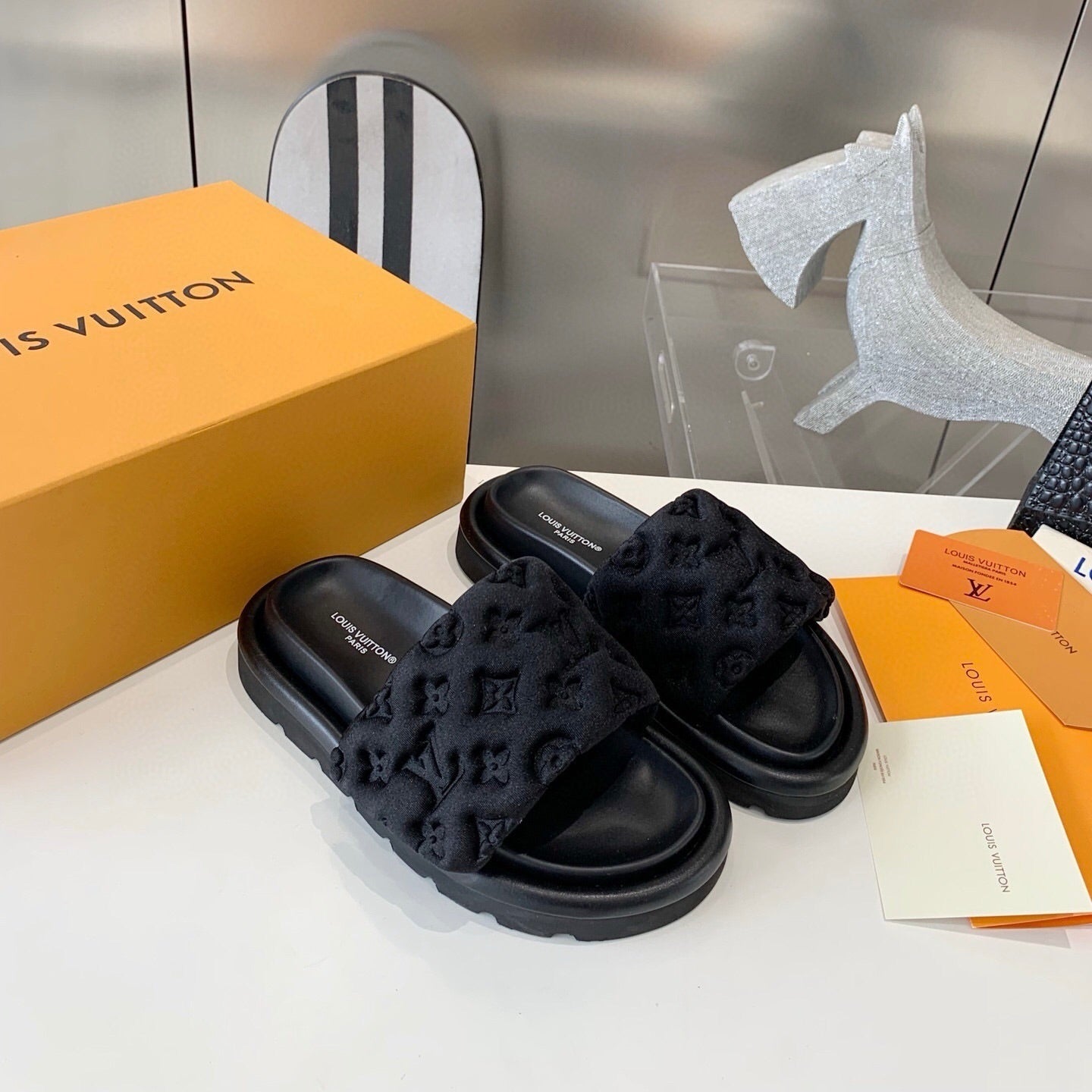 Louis Vuitton Pool Pillow comfort Mules