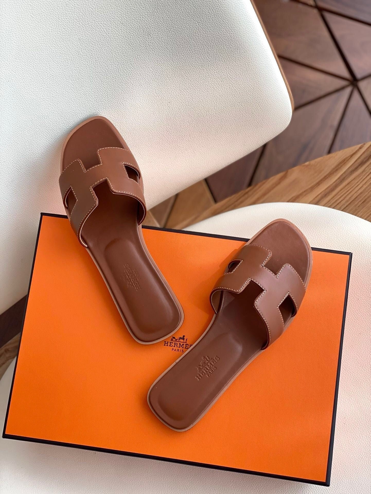 Hermès Oran sandal
